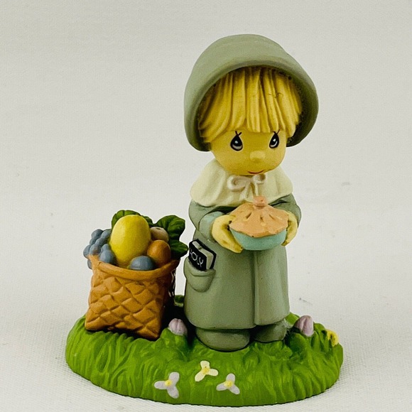 Precious Moments November Miniature Monthly Figurine 1989 Girl Pilgrim #573892‎ - Picture 1 of 6